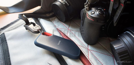 Внешний накопитель SanDisk Extreme V2 SDSSDE61-1T00-G25 1TB