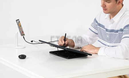 Графический монитор Huion Kamvas 12 (черный)