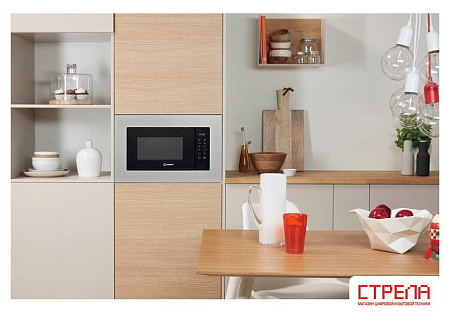 Микроволновая печь Indesit MWI 120 GX