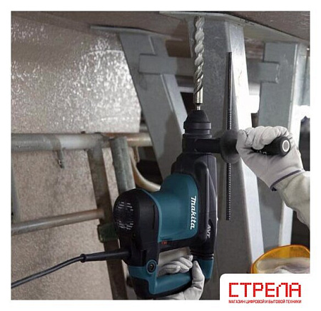 Перфоратор Makita HR3210C