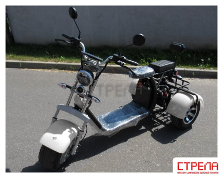 Электроскутер Yakama AP-H0003G (черный)