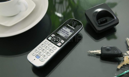 Радиотелефон Panasonic KX-TG6811RUB