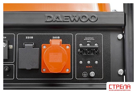Бензиновый генератор Daewoo Power GDA 7500E-3