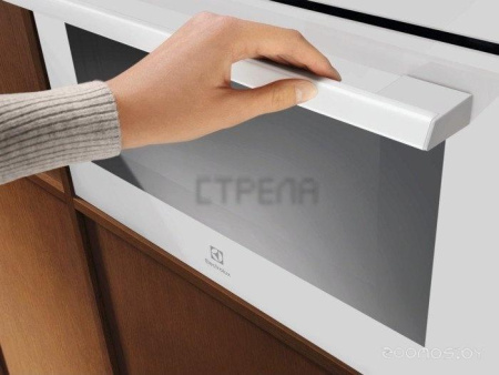 Микроволновая печь Electrolux MealAssist 700 LVM8E08V