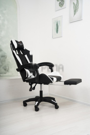 Игровое (геймерское) кресло Calviano 1583 (черный/белый)