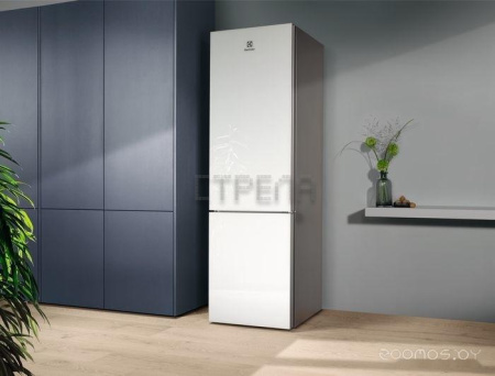 Холодильник Electrolux MultiSpace 800 LNT7ME36G2