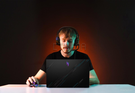 Игровой ноутбук Acer Nitro V 15 ANV15-51-593U NH.QNBER.003