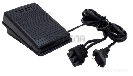 Швейная машина Singer Studio 15