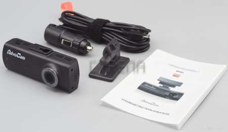 Автомобильный видеорегистратор AdvoCam W101