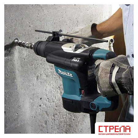 Перфоратор Makita HR3210C