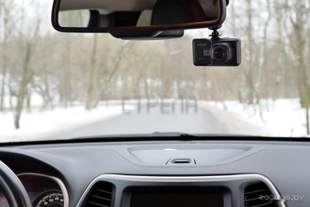 Автомобильный видеорегистратор DIGMA FreeDrive 118