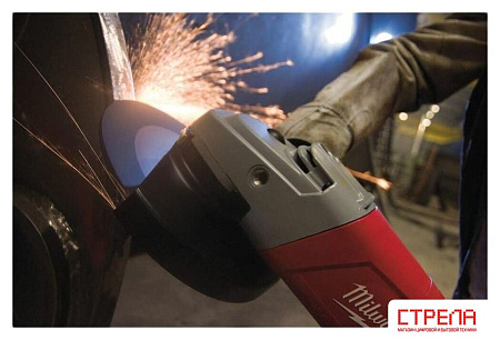 Угловая шлифмашина Milwaukee AGVK24-230EK 4933451413